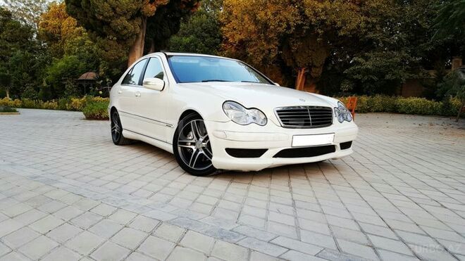 Mercedes C 250 2006, 200,000 km - 2.5 l - Bakı