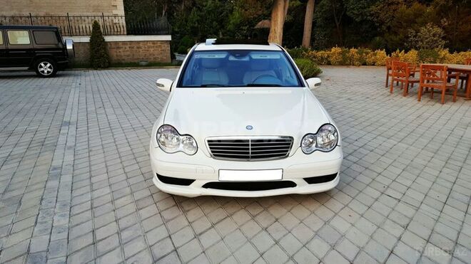 Mercedes C 250 2006, 200,000 km - 2.5 l - Bakı