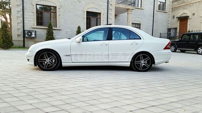 Mercedes C 250 2006, 200,000 km - 2.5 l - Bakı