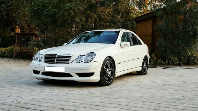 Mercedes C 250 2006, 200,000 km - 2.5 l - Bakı
