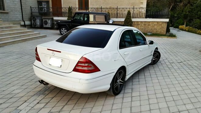 Mercedes C 250 2006, 200,000 km - 2.5 l - Bakı