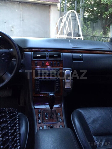 Mercedes E 220 2001, 224,800 km - 2.2 l - Cəlilabad