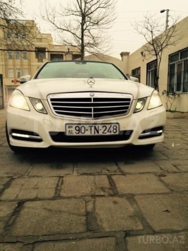 Mercedes E 300 2010, 120,000 km - 3.0 l - Bakı