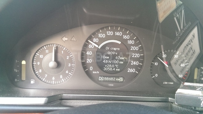 Mercedes E 220 2006, 494,800 km - 2.2 l - Masallı