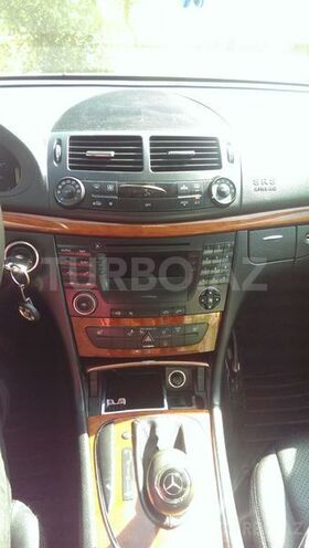 Mercedes E 220 2006, 494,800 km - 2.2 l - Masallı