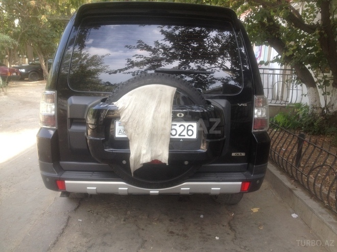 Mitsubishi Pajero 2008, 220,000 km - 3.0 l - Bakı