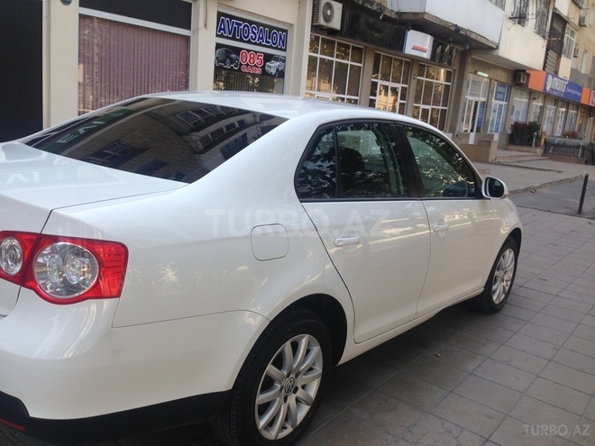 Volkswagen Jetta 2010, 118,000 km - 1.6 л - Bakı