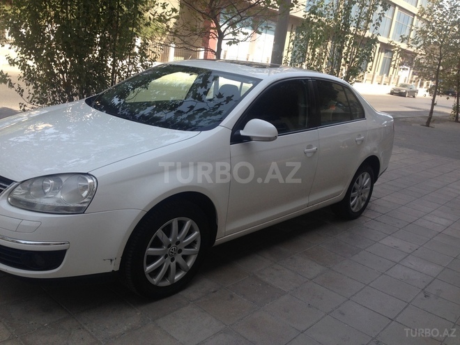 Volkswagen Jetta 2010, 118,000 km - 1.6 л - Bakı