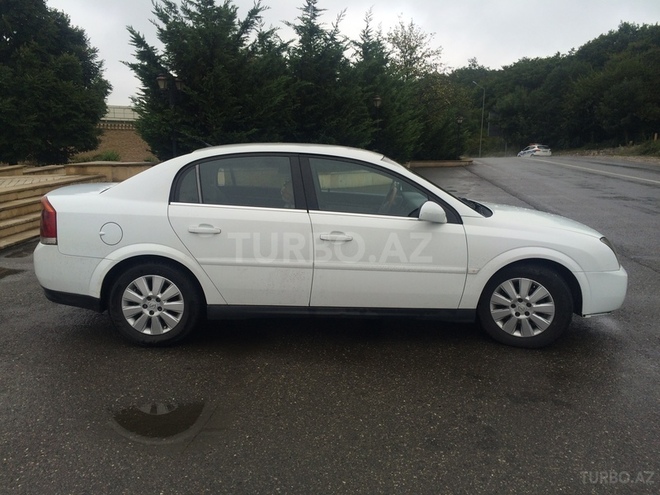 Opel Vectra 2004, 266,000 km - 2.2 l - Quba