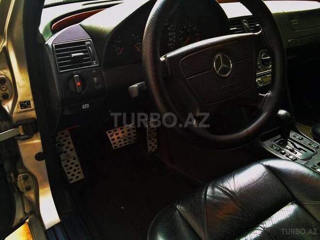 Mercedes C 220 1995, 370,000 km - 2.2 l - Bakı