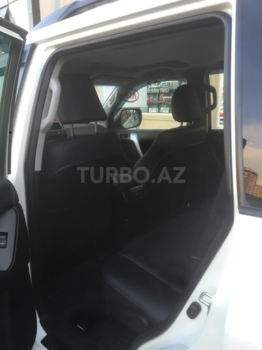 Toyota Prado 2015, 31,200 km - 2.7 l - Bakı