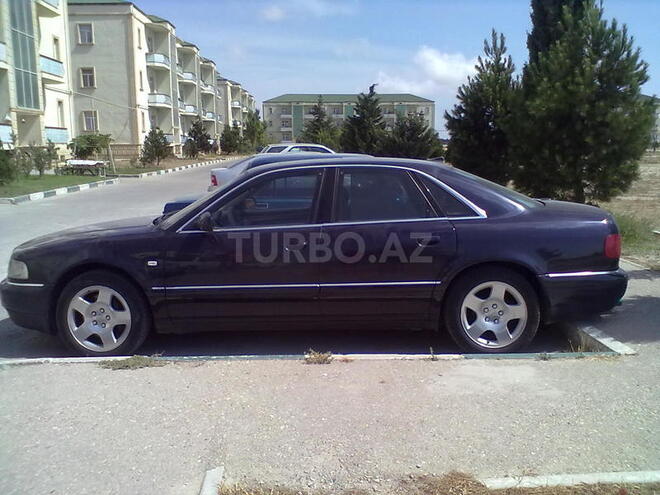 Audi A8 2000, 222,000 km - 4.2 l - Bakı