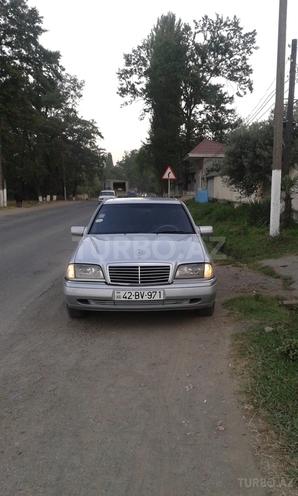 Mercedes C 220 1996, 170,000 km - 2.2 л - Lənkəran