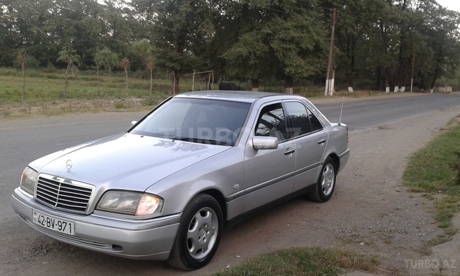 Mercedes C 220 1996, 170,000 km - 2.2 л - Lənkəran