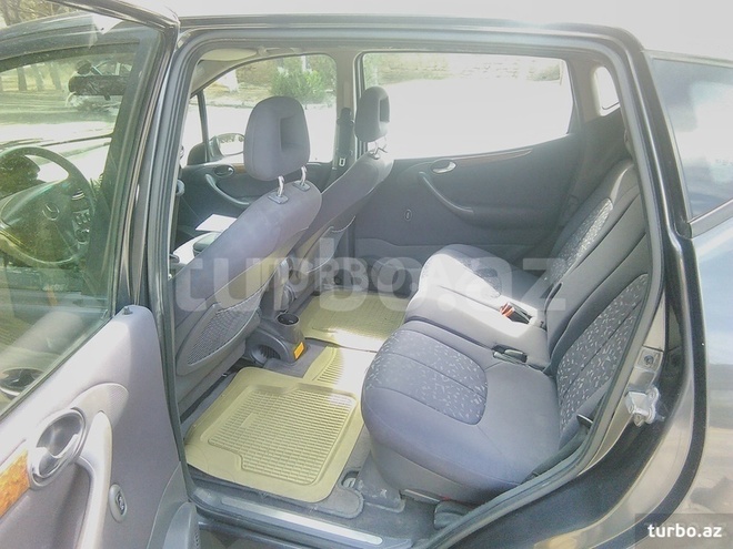 Mercedes A 160 2001, 145,000 km - 1.6 л - Bakı