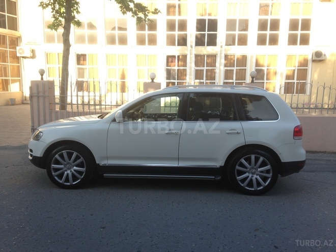 Volkswagen Touareg 2006, 97,000 km - 4.2 л - Bakı