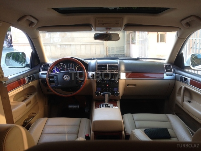 Volkswagen Touareg 2006, 97,000 km - 4.2 л - Bakı
