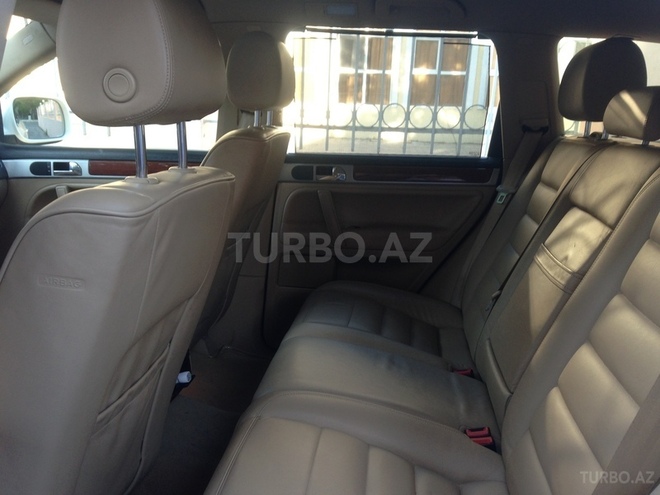 Volkswagen Touareg 2006, 97,000 km - 4.2 л - Bakı