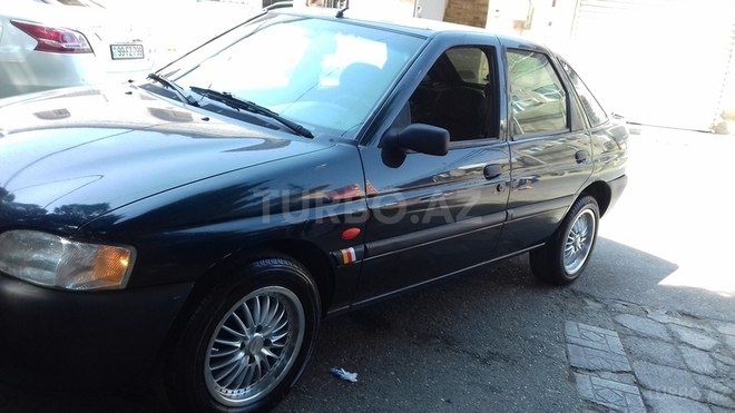 Ford Escort 1997, 158,000 km - 1.6 l - Bakı