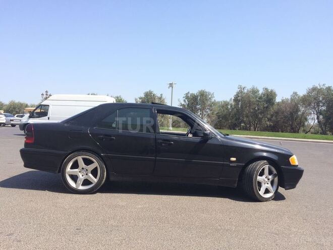 Mercedes C 220 1999, 245,060 km - 2.2 л - Bakı