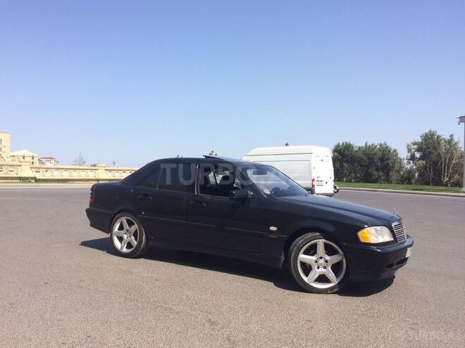 Mercedes C 220 1999, 245,060 km - 2.2 л - Bakı