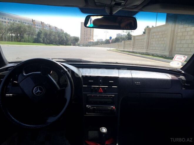 Mercedes C 220 1999, 245,060 km - 2.2 л - Bakı