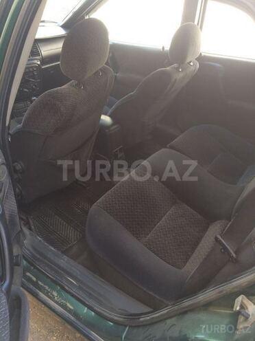 Opel Vectra 1996, 220,000 km - 1.8 l - Sumqayıt