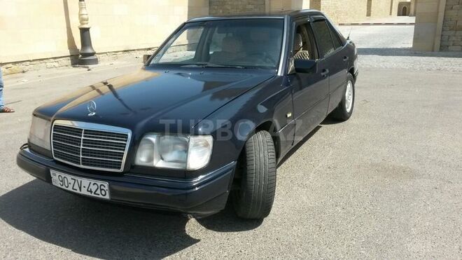 Mercedes E 200 1994, 371,000 km - 2.0 l - Bakı