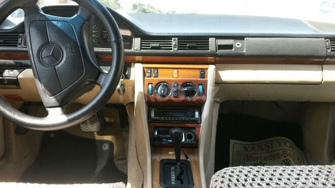 Mercedes E 200 1994, 371,000 km - 2.0 l - Bakı