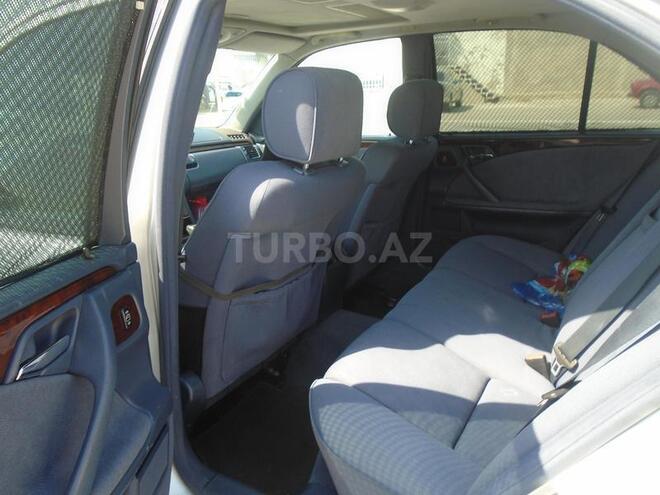 Mercedes E 270 1999, 250,000 km - 2.7 l - Bakı