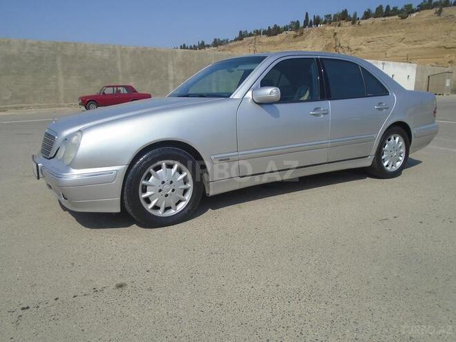 Mercedes E 270 1999, 250,000 km - 2.7 l - Bakı