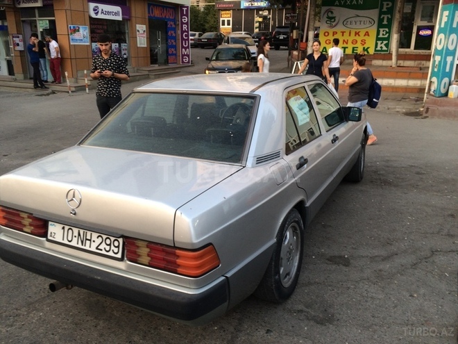Mercedes 190 1992, 412,356 km - 2.0 л - Bakı