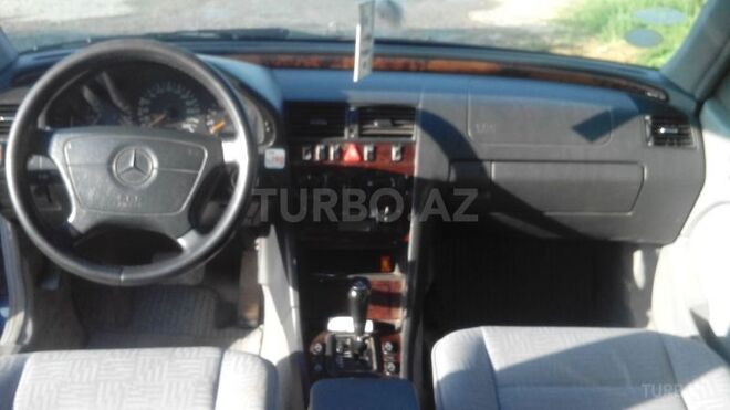 Mercedes C 180 1998, 235,000 km - 1.8 л - Bakı