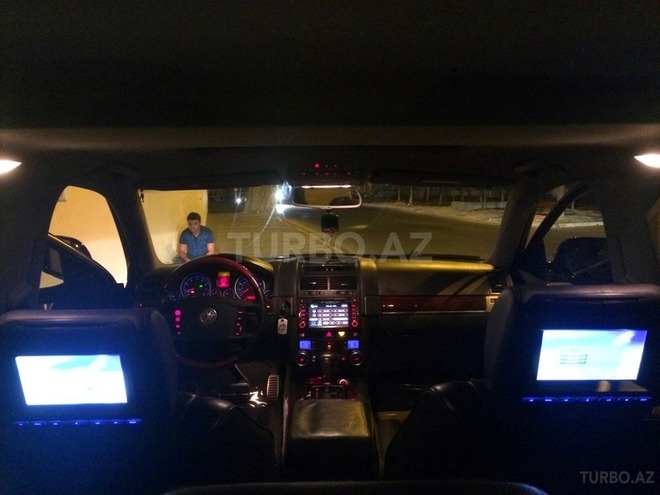Volkswagen Touareg 2005, 189,000 km - 4.2 l - Bakı