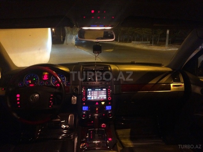 Volkswagen Touareg 2005, 189,000 km - 4.2 l - Bakı