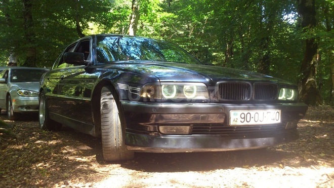 BMW 735 1998, 211,000 km - 3.5 l - Bakı