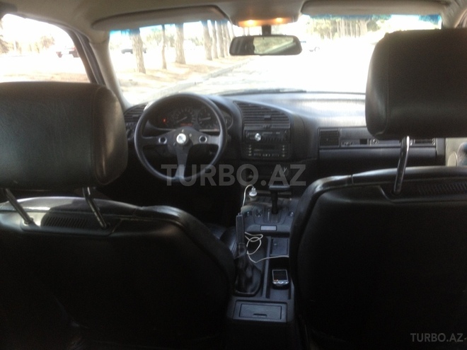 BMW 318 1993, 430,000 km - 1.8 l - Bakı
