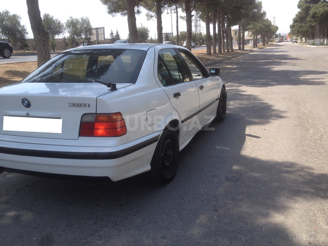 BMW 318 1993, 430,000 km - 1.8 l - Bakı