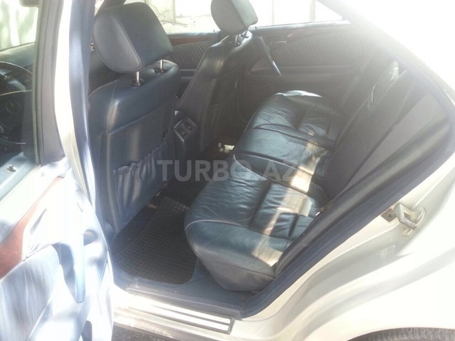 Mercedes E 230 1995, 395,000 km - 2.3 l - Bakı