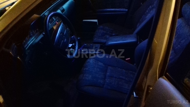 Mercedes E 200 1997, 334,000 km - 0.2 л - Bakı