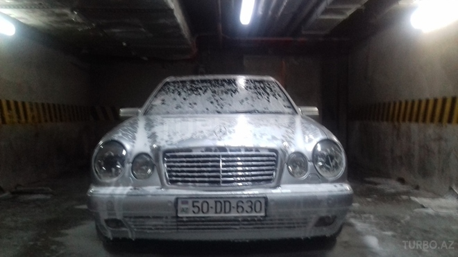 Mercedes E 200 1997, 334,000 km - 0.2 л - Bakı
