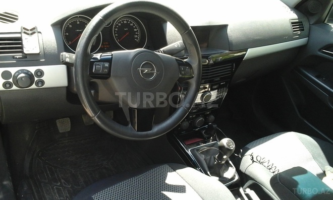 Opel Astra 2010, 201,321 km - 1.7 l - Bakı