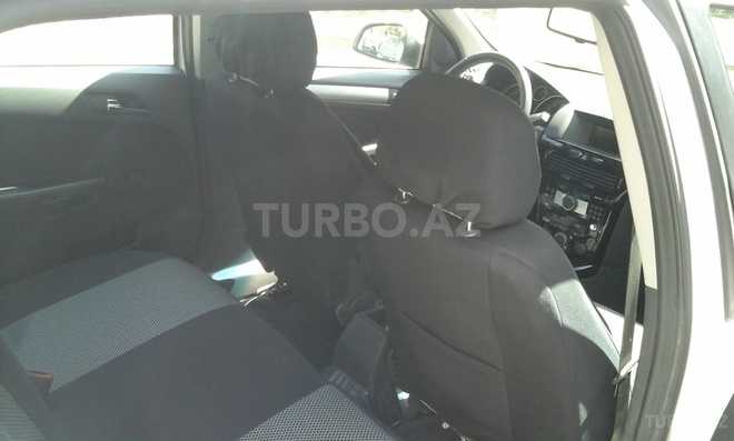 Opel Astra 2010, 201,321 km - 1.7 l - Bakı