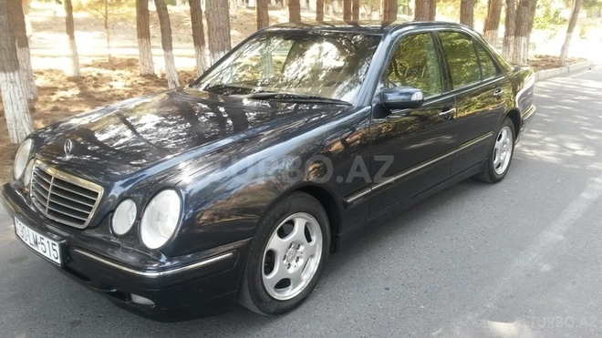 Mercedes E 240 2000, 178,000 km - 2.4 l - Sumqayıt