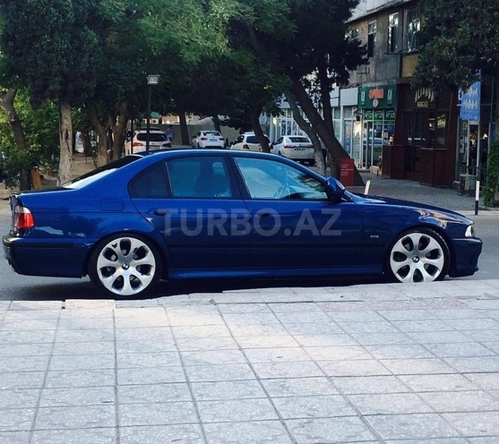 BMW 540 2001, 242,000 km - 4.4 l - Bakı