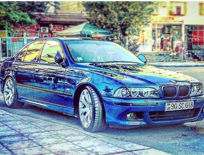 BMW 540 2001, 242,000 km - 4.4 l - Bakı