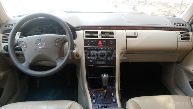 Mercedes E 240 2000, 178,000 km - 2.4 l - Sumqayıt