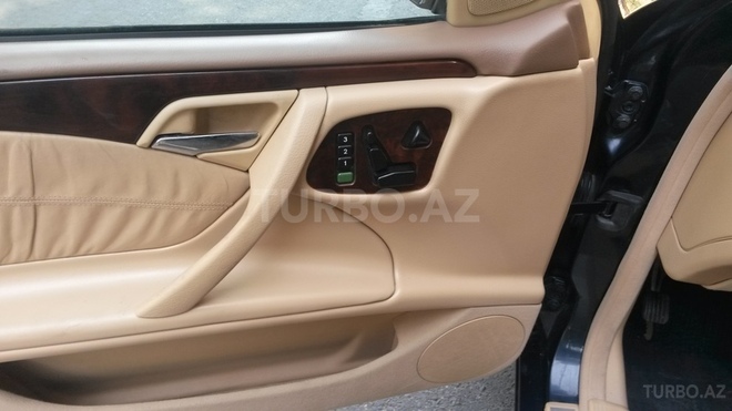 Mercedes E 240 2000, 178,000 km - 2.4 l - Sumqayıt
