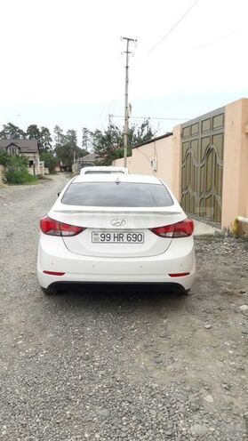 Hyundai Elantra 2014, 18,000 km - 1.8 l - Quba
