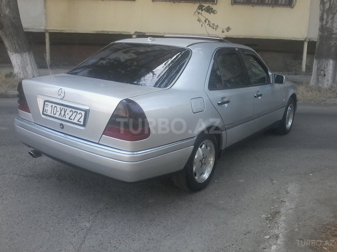 Mercedes C 250 1994, 323,000 km - 2.5 л - Sumqayıt